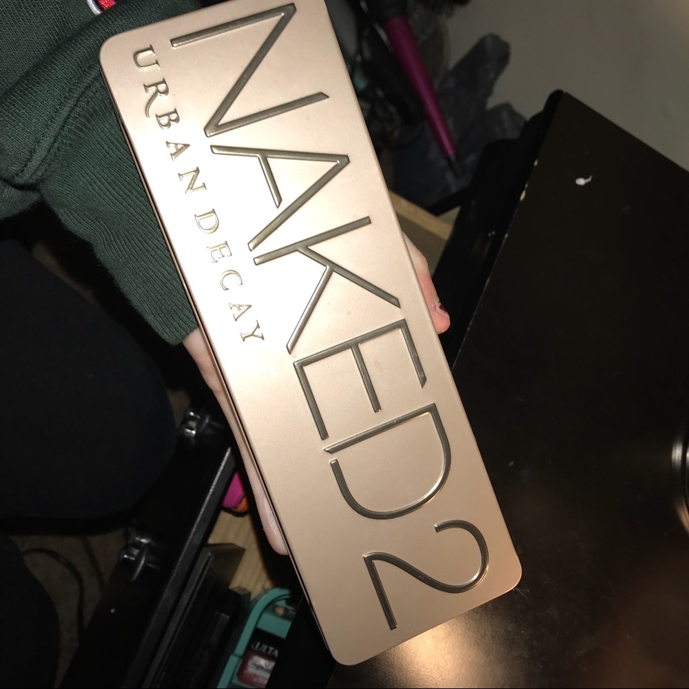 Naked 2 Pallet